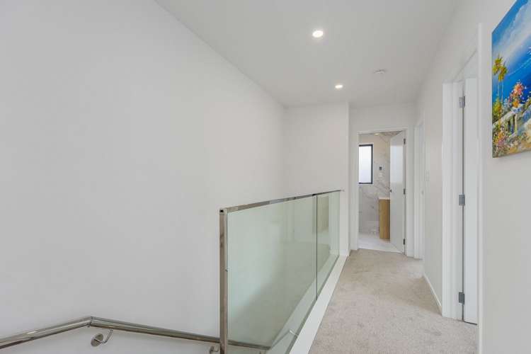 10/6 Woodhouse Place West Harbour_11