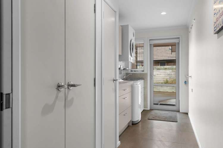 18 Kowi Lakes Drive One Tree Point_16