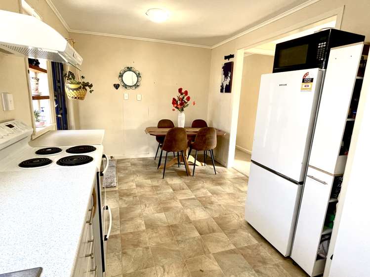 35 Queen Road Bellevue_13