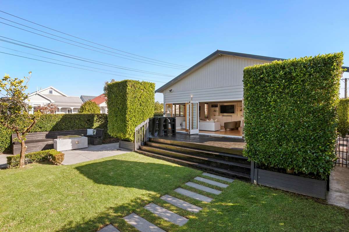 39 Renfrew Avenue_4