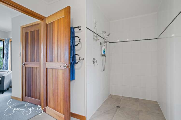 87 Hurndall Street East Maungaturoto_19