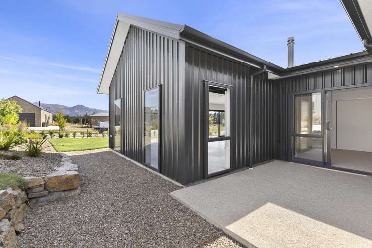 15 Bonspiel Road Wanaka_23
