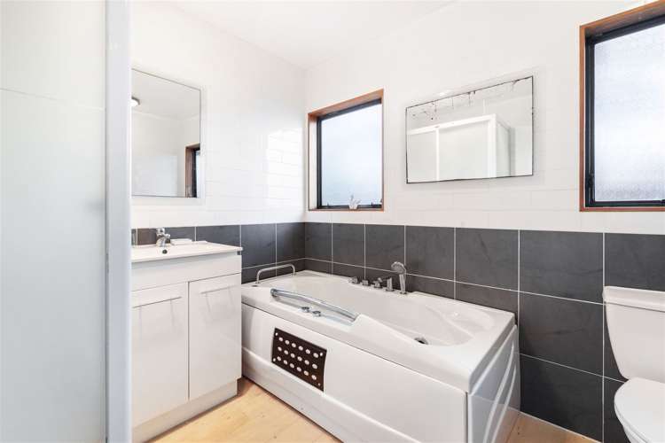 2/9 Applewood Drive Henderson_9