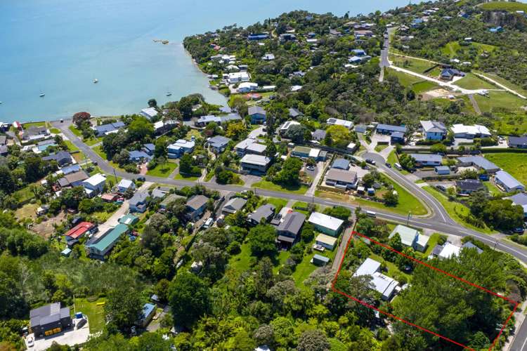 16/18 Lorenzen Bay Road Raglan_28