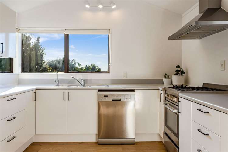 60 Rhinevale Close Henderson_2