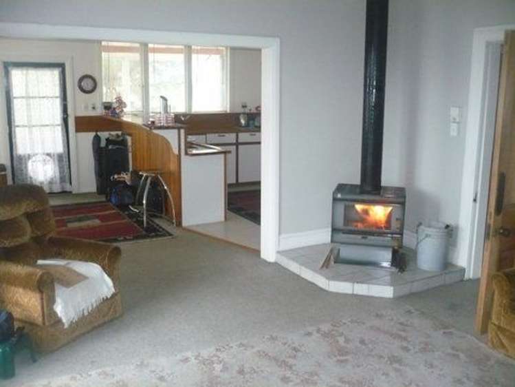 64 Shiel Street Reefton_1