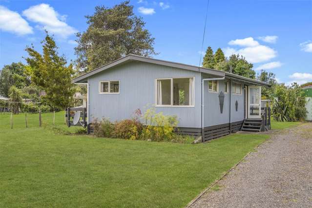 27 Hornsea Road Tairua_1