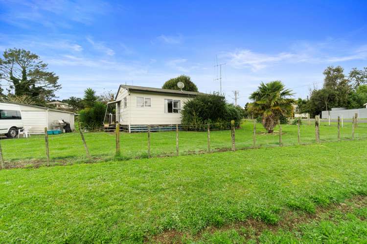 7 James Avenue Pukemiro_12