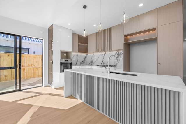 16 Tuwai Crescent Opaheke_4