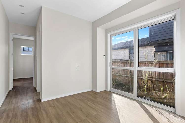 21 Calcite Avenue Flat Bush_8
