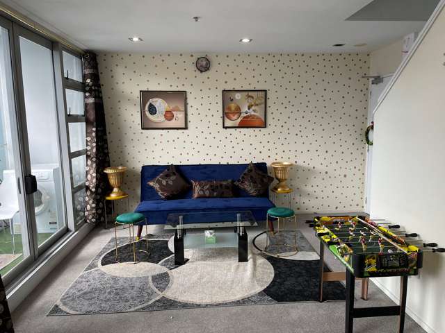 Furnished 2Bedroom Apt. with Skytower view!