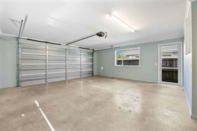 6 Oakdale Grove Richmond_25