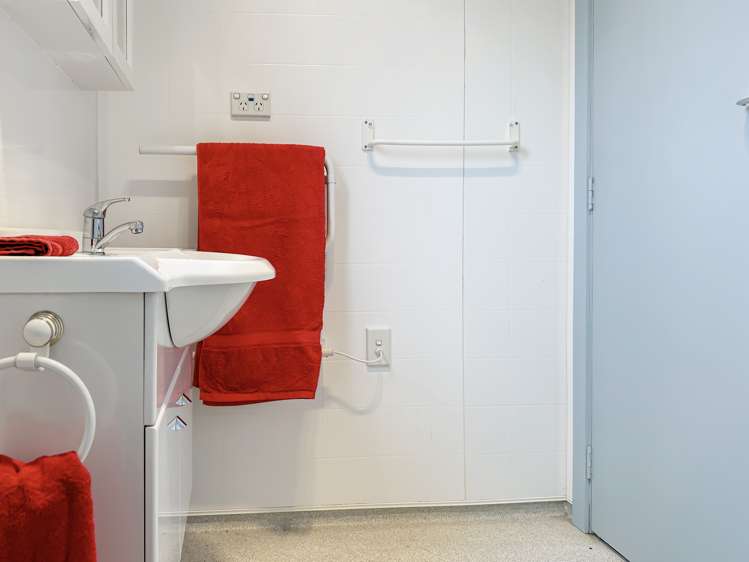 9 Maryburn Road Twizel_18