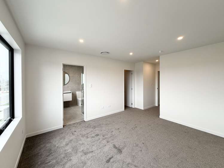 84 Tukutata Crescent Milldale_11