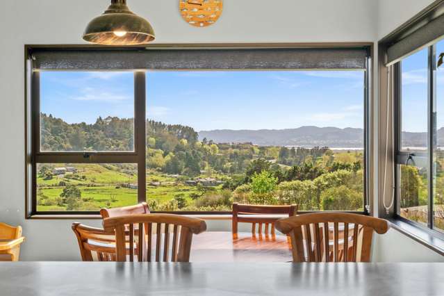 68 Valley View Road Otaika_4