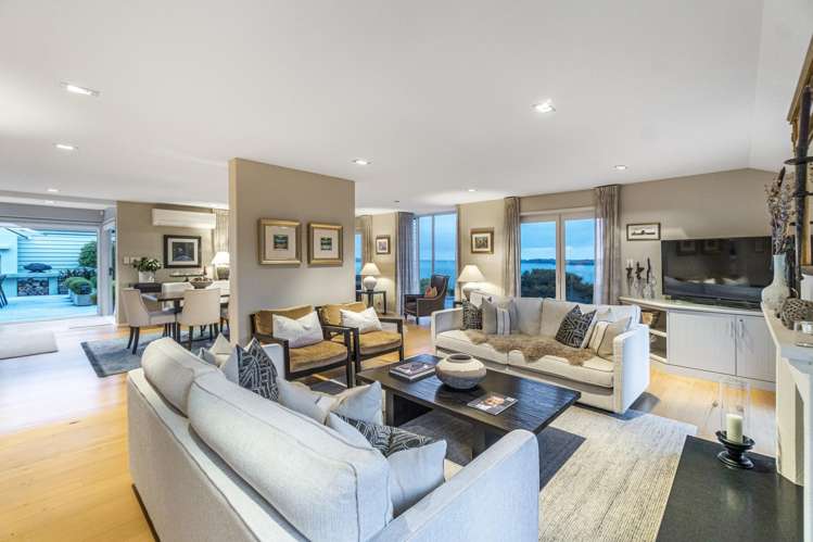 2 Puriri Place Sandspit_14