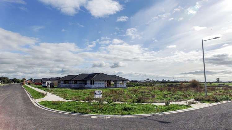 1 Mcwatters Drive Ngatea_7