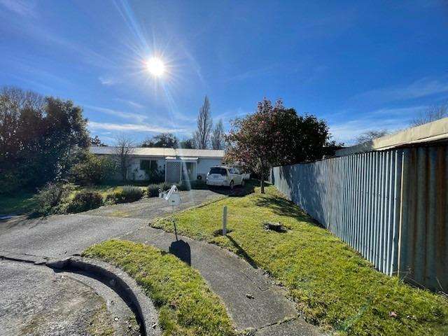 Two Bedroom in Quiet Cul-De-Sac