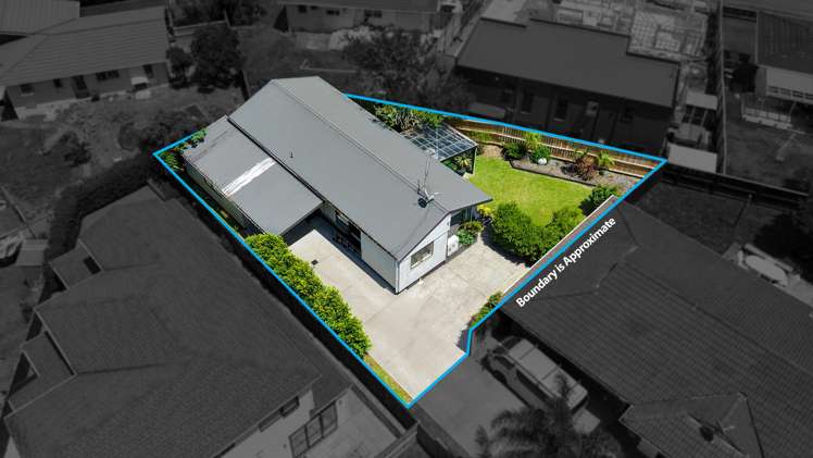 2/34 Tupaki Place Pakuranga Heights_25