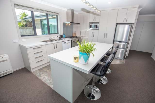 2 Karoro Place Karoro_1