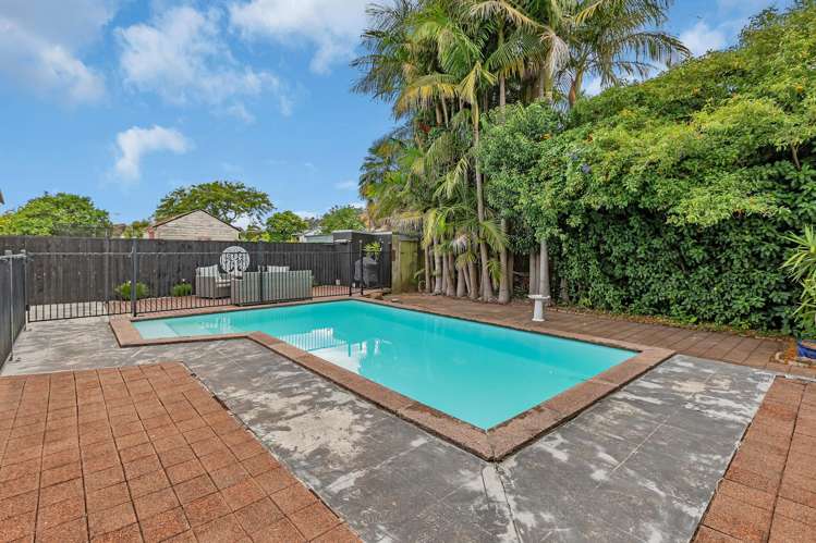 12 Haronui Street Kensington_17