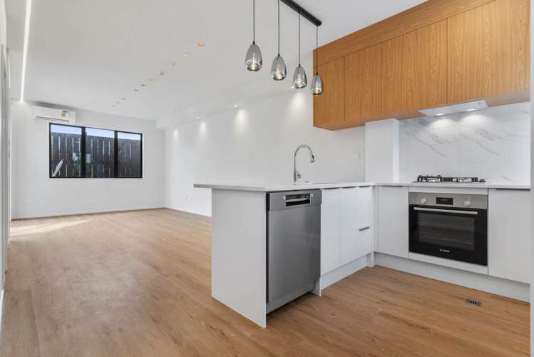 42d Oreil Avenue West Harbour_11