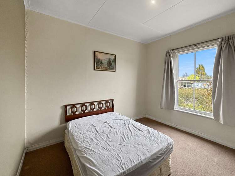 31 Railway Row 1218_5