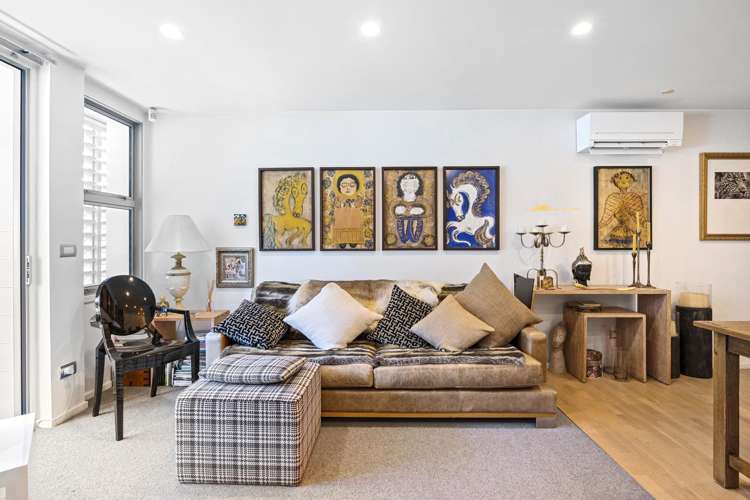 8/31 Chester Street West_1