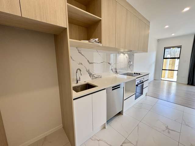 4/25 Abbotleigh Ave Te Atatu Peninsula_1