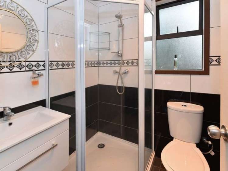 1/60 Maich Road Manurewa_2