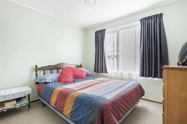78 Solar Road Glen Eden_12