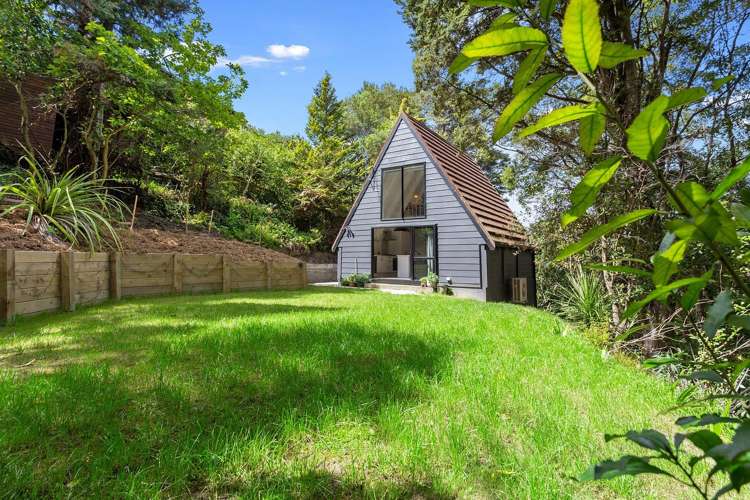 1101 Dyers Pass Road Governors Bay_1