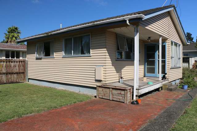 8 Huia Street Waiuku_3