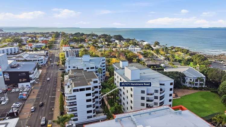 2C/171 Hurstmere Road Takapuna_58