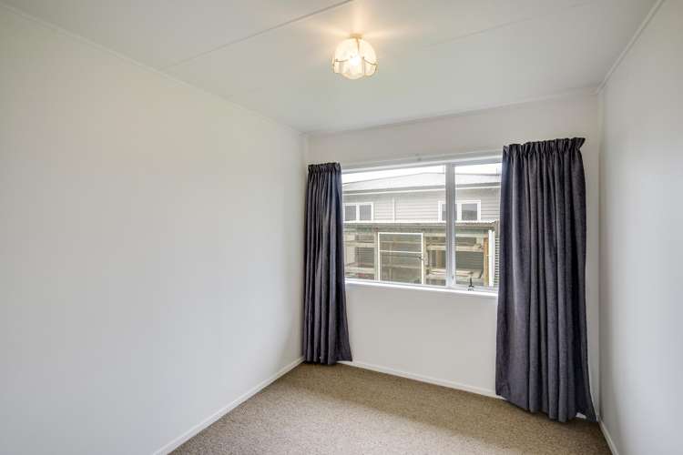 36 Tucker Lane Clive_14