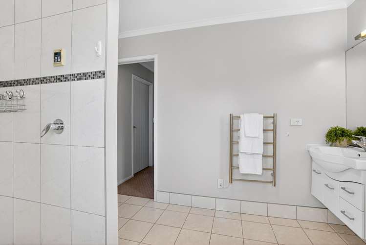 64 Toscana Drive Karaka_29