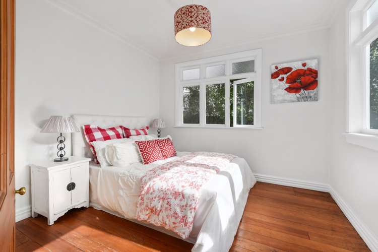 1/1 Palm Court Drive Glen Eden_19