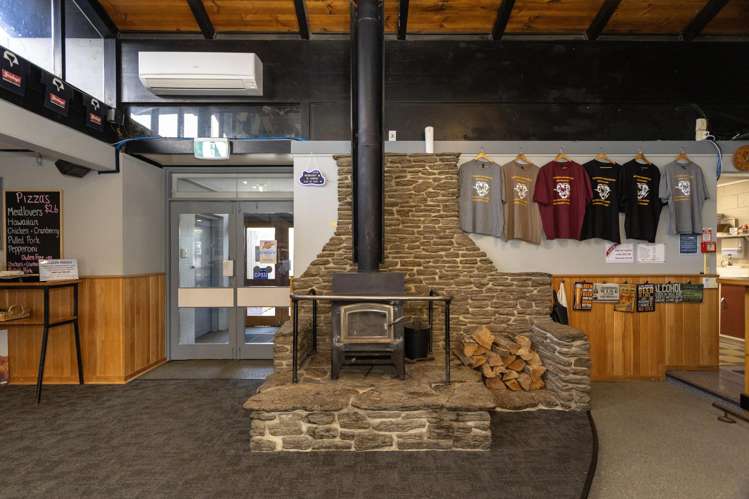 198 Main Road Waikouaiti_8