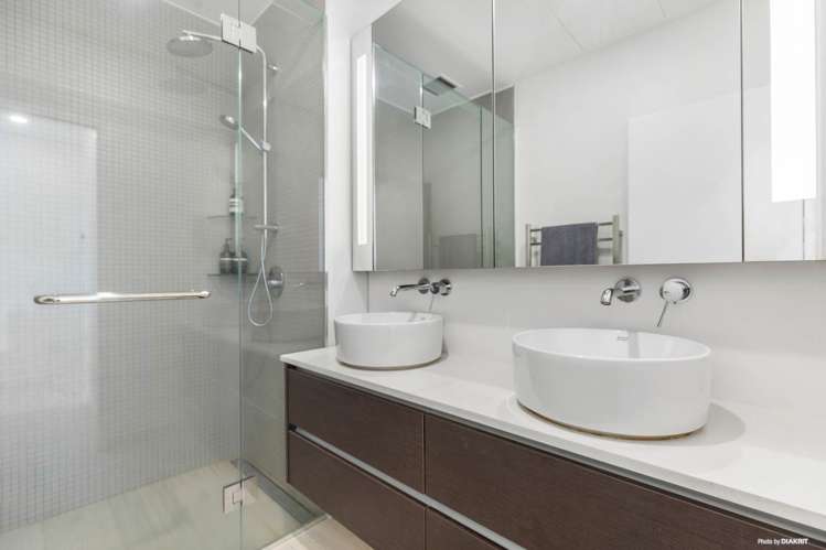 902/27 Rutland Street City Centre_8