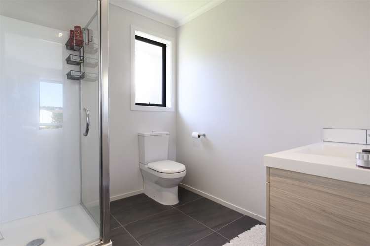 11 Caldera Crescent Pyes Pa_12