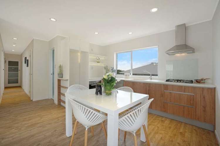 1/75a Bruce Road Glenfield_4