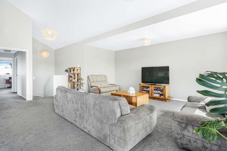 198d Old Farm Road Hamilton East_9