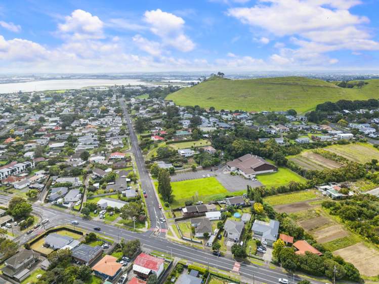 107 Taylor Road Mangere Bridge_30