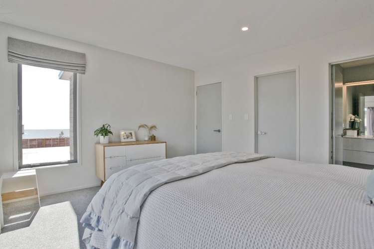 8 Sowerby Place Richmond Hill_7