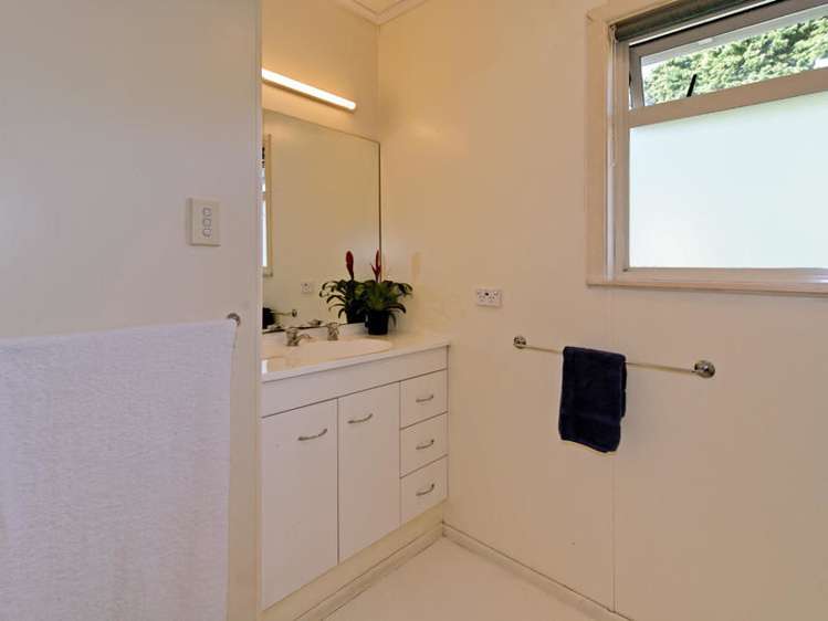 72a Connaught Street Blockhouse Bay_9