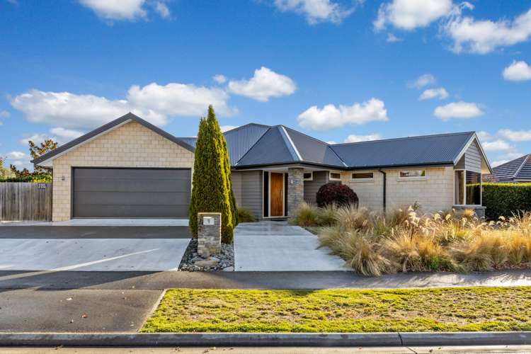 9 Simms Lane West Melton_1