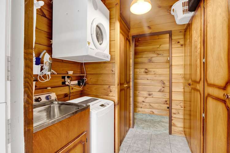 16 Heaphy Road Opunake_23