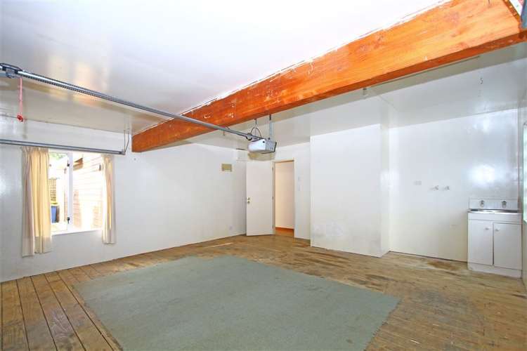 2/418 Beach Road Mairangi Bay_11