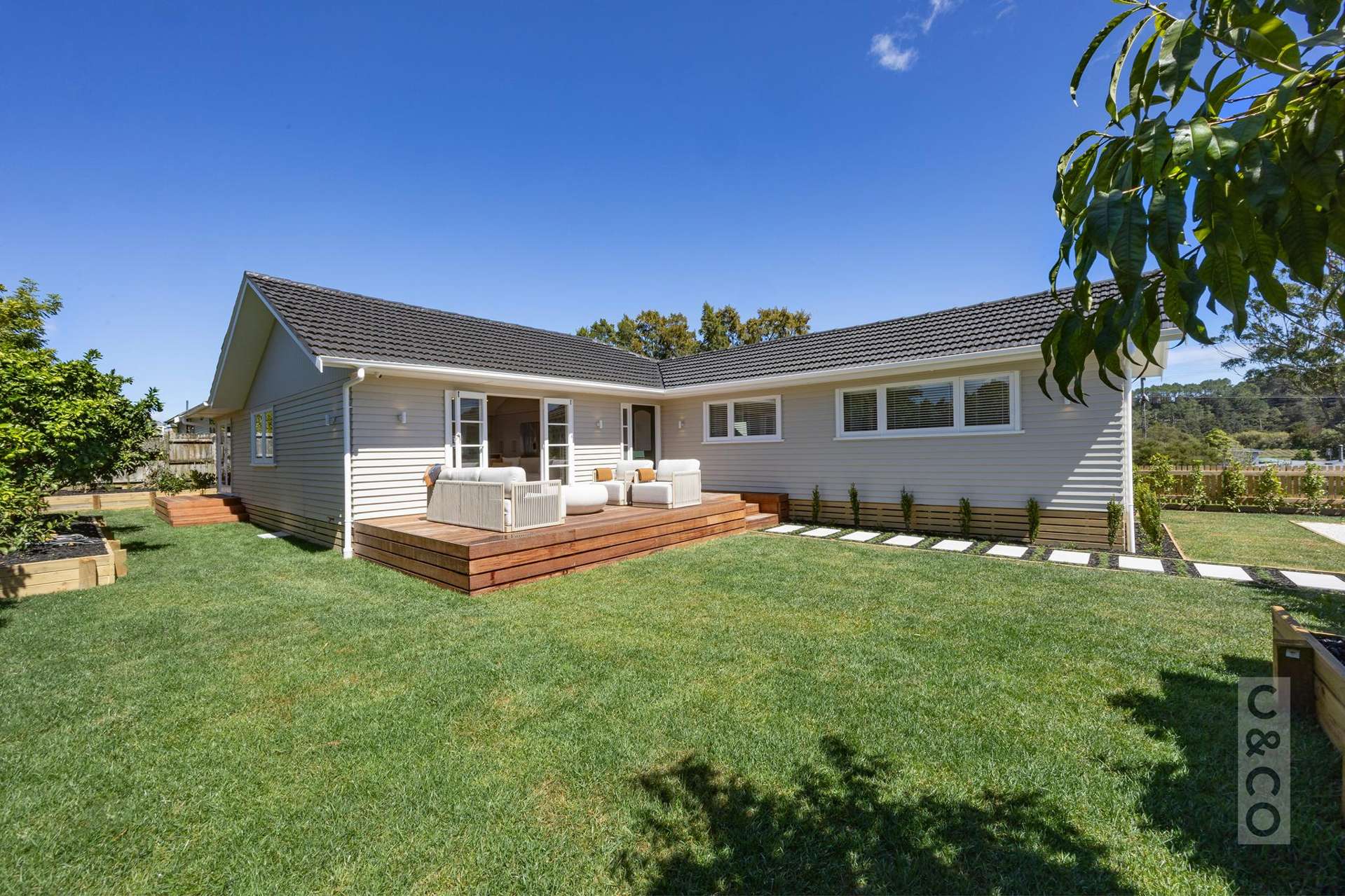 2 Queen Street Riverhead_0