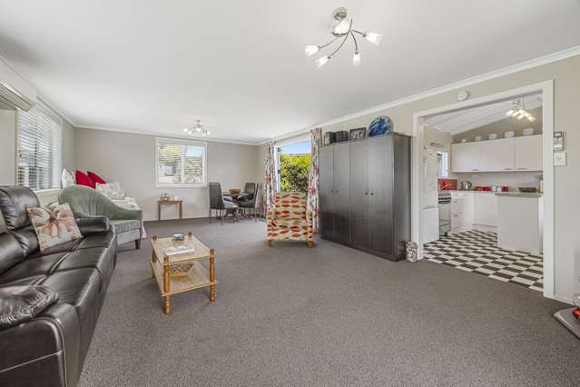 2 Palmer Place Taieri Mouth_4